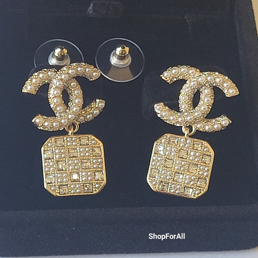Chanel Gold and Cream Earrings - Picture 12 of 14